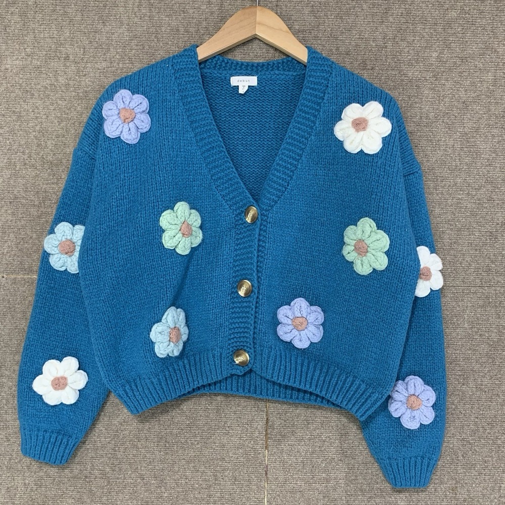 Women's Cardigan Sweater Chunky Crocheted 3D Knit Floral Cropped M Cottagecore